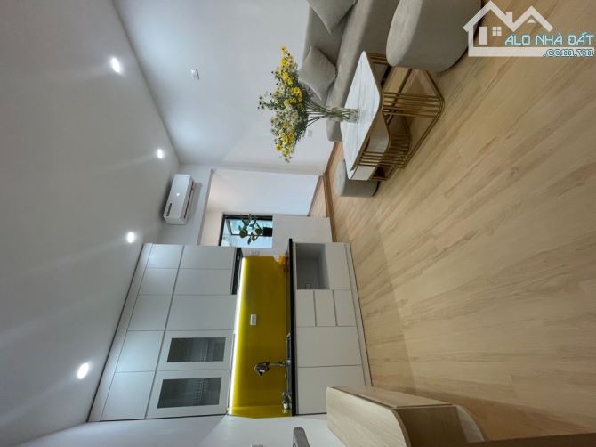 50M - TT 2 PN + PK + WC - GIÁ 2,9 TỶ - FULL NỘI THẤT - Ở NGAY. NGUYỄN QUÝ ĐỨC