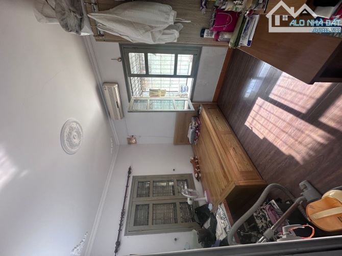 TT THANH XUÂN BẮC - LÔ GÓC - 70M NHỈNH 4 TỶ - 2PN RỘNG + WC - NHÀ ĐẸP Ở NGAY