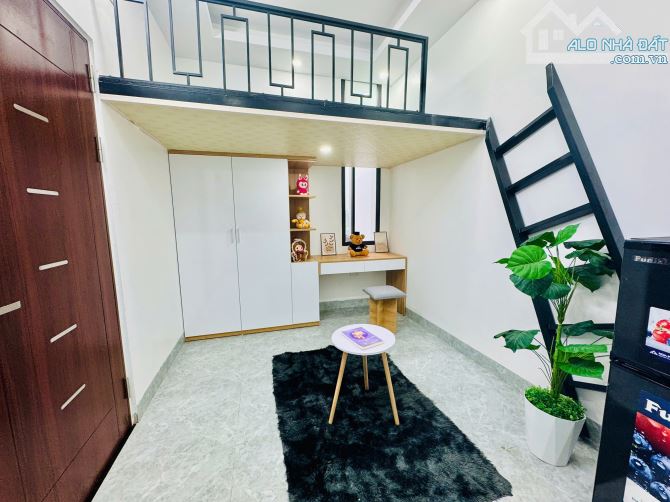 Cho Thuê CCMN Ngõ 40 Ngọc Trục Nam Từ Liêm 25m2 Gác Xép Cửa Sổ Ban Công Thang Máy Ô Tô Đỗ - 3
