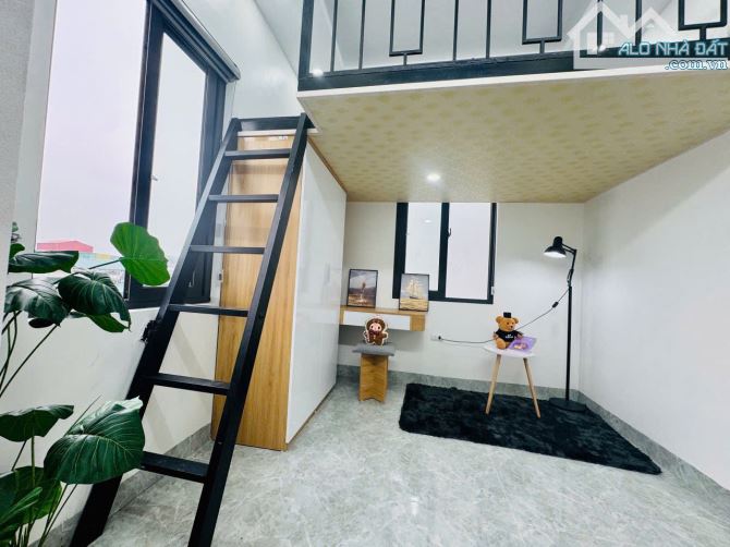 Cho Thuê CCMN Ngõ 40 Ngọc Trục Nam Từ Liêm 25m2 Gác Xép Cửa Sổ Ban Công Thang Máy Ô Tô Đỗ - 4
