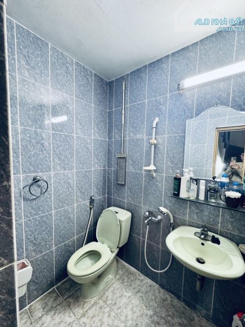 HOÀNG QUỐC VIỆT - LẠC LONG QUÂN - 66M - 4 TẦNG - 30M RA PHỐ - 2 THOÁNG - CẠNH HỒ TÂY