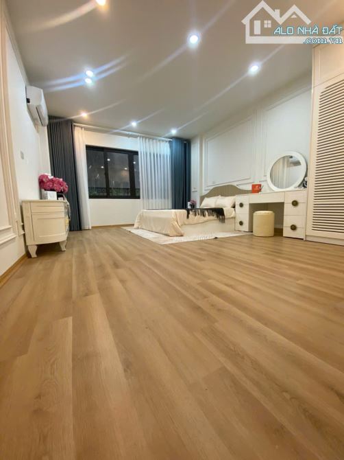 SÁT MẶT PHỐ NGUYỄN XIỂN - THANH XUÂN, 6T THANG MÁY, 60M, VỪA Ở VỪA KINH DOANH VĂN PHÒNG