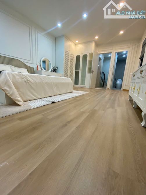 SÁT MẶT PHỐ NGUYỄN XIỂN - THANH XUÂN, 6T THANG MÁY, 60M, VỪA Ở VỪA KINH DOANH VĂN PHÒNG