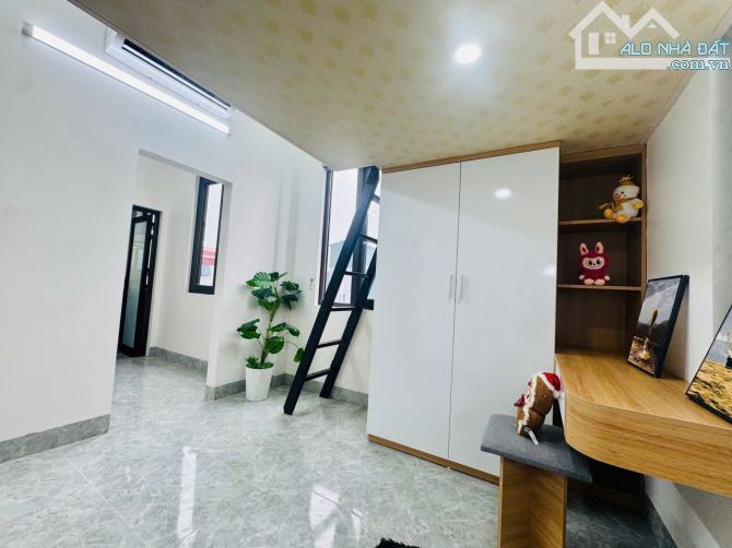 Cho Thuê CCMN Ngõ 40 Ngọc Trục Nam Từ Liêm 25m2 Gác Xép Cửa Sổ Ban Công Thang Máy Ô Tô Đỗ - 6