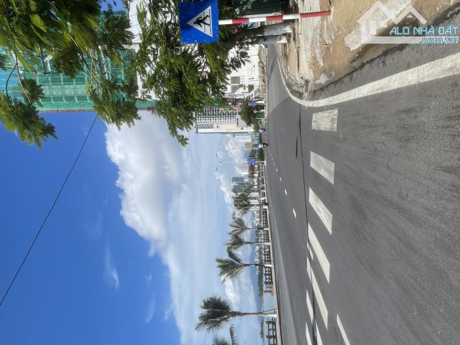 BÁN DỰ ÁN KHÁCH SẠN 4 SAO , 31 TẦNG MẶT BIỂN ĐƯỜNG PHẠM VĂN ĐỒNG , NHA TRANG , KHÁNH HOÀ