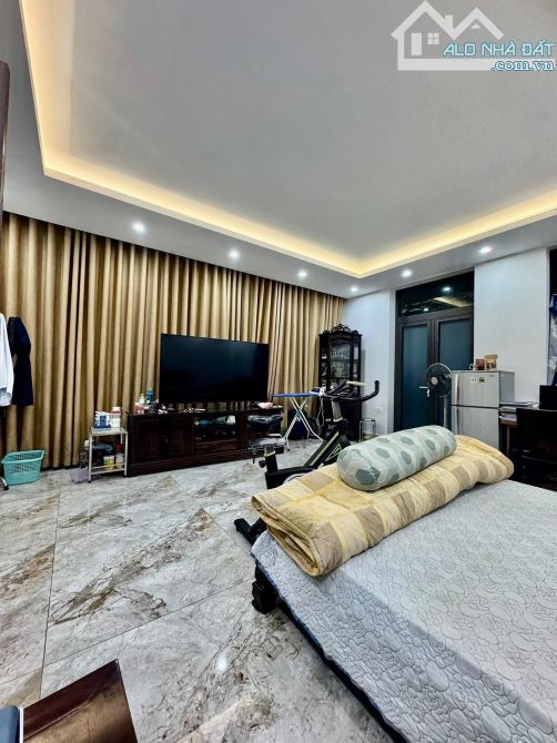 KĐT Định Công, diện tích 83m, 5tầng,MT 5m, Giá 42tỷ Hoàng Mai