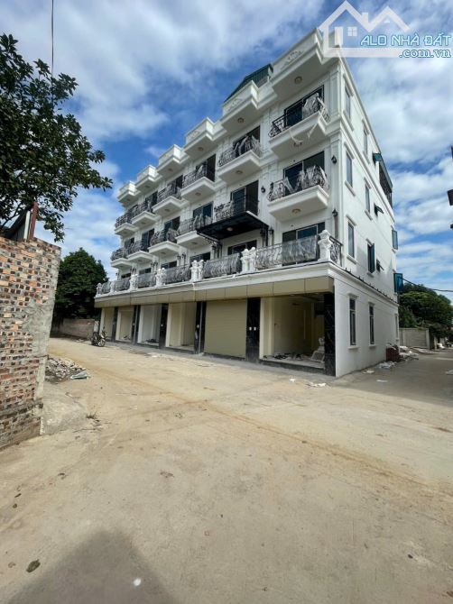 Bán nhà Trung tâm Phụng Châu 60m2-4 tầng-sân đậu oto, - 1