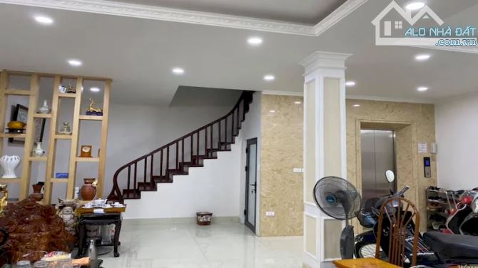 NHÀ TRÍCH SÀI, NGÕ Ô TÔ THÔNG, THANG MÁY, Ở NGAY, TẶNG NỘI THẤT 13,8 TỶ