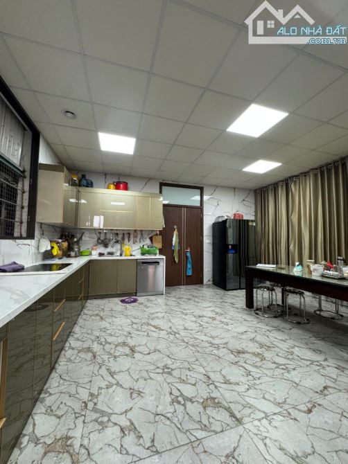 KĐT Định Công, diện tích 83m, 5tầng,MT 5m, Giá 42tỷ Hoàng Mai