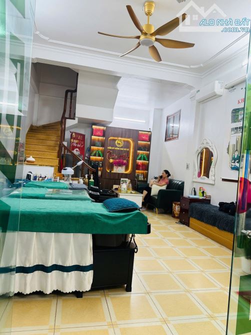 KĐT Định Công, diện tích 83/93mT2. 4tầng . MT 5m.Giá 42 tỷ Hoàng Mai