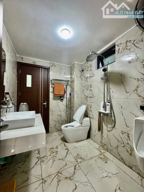 KĐT Định Công, diện tích 83m, 5tầng,MT 5m, Giá 42tỷ Hoàng Mai