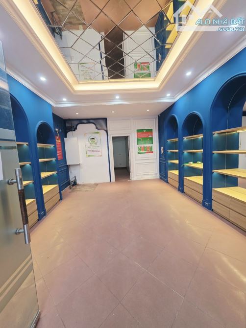 Bán Nhà Mặt Phố Tú Mỡ Cầu Giấy 50m2-9T MT5m Vỉa Hè 38 Tỷ Có Thương Lượng.