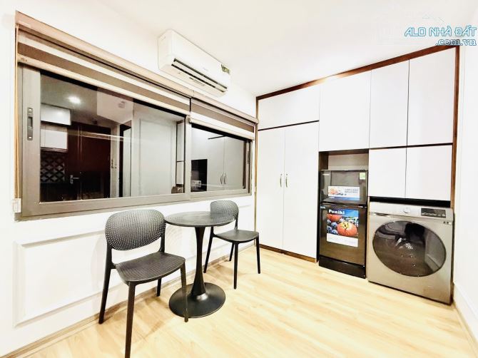 Bán Toà CHDV Mới 43 Phòng- 153m2x 9 tầng- Ngõ Thông- Quy Hoạch Ra Phố- Phố Bùi Xương Trạch