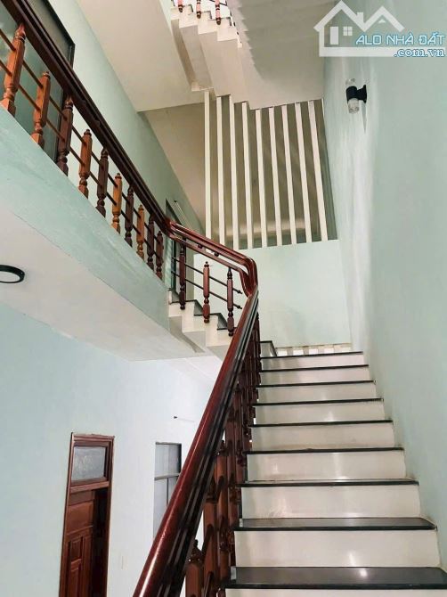 Cần bán nhà 3 mê đúc, Dt 6,5x25m Hướng Bắc, hẻm Ô tô P Nghĩa Lộ, Quảng Ngãi - 2