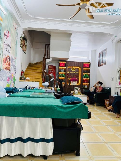 KĐT Định Công, diện tích 83/93mT2. 4tầng . MT 5m.Giá 42 tỷ Hoàng Mai