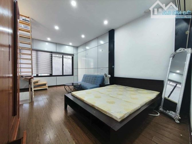 BÁN NHÀ KIM MÃ BA ĐÌNH DT 56 M 4 TẦNG 9.5 TỶ NGÕ THÔNG GẦN PHỐ VỊ TRÍ VÔ CÙNG ĐẸP HIẾM