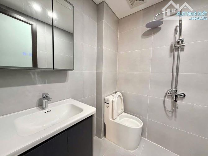 NHÀ 6 TẦNG THANG MÁY- XUÂN LA/ TÂY HỒ- DT 42m2, Mt 5m- VỪA Ở VỪA CHO THUÊ- HƠN 10 TỶ