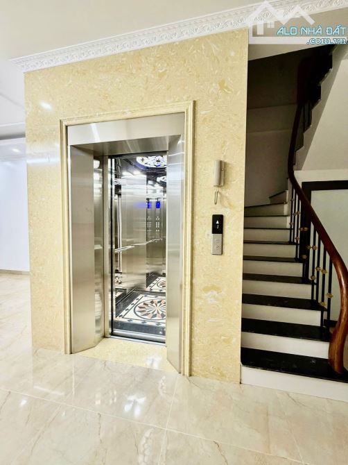 BÁN NHÀ NGOẠI GIAO ĐOÀN – XUÂN LA – TÂY HỒ 66M² × 7 TẦNG – THANG MÁY – GIÁ HƠN 16 TỶ