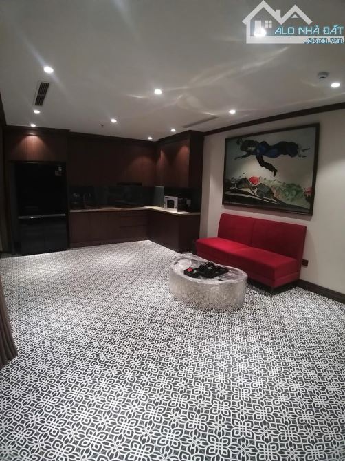 HOÀN KIẾM-TÒA KHÁCH SẠN MP ĐẲNG CẤP 212M- 8 TẦNG – 40 PHÒNG – 2 MẶT PHỐ GÓC VIP-180 TỶ