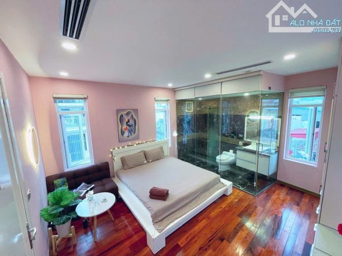 Bán nhà Đại Cồ Việt, ô tô đỗ cửa, 3 bước ra công viên, gần khu Bách Kinh Xây, thang máy