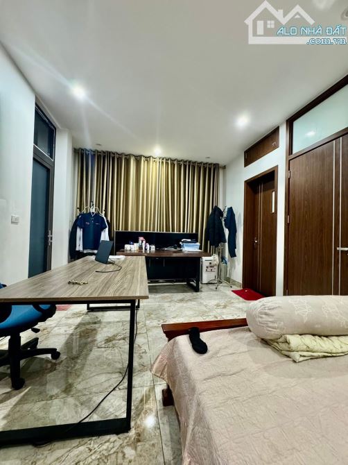 KĐT Định Công, diện tích 83m, 5tầng,MT 5m, Giá 42tỷ Hoàng Mai