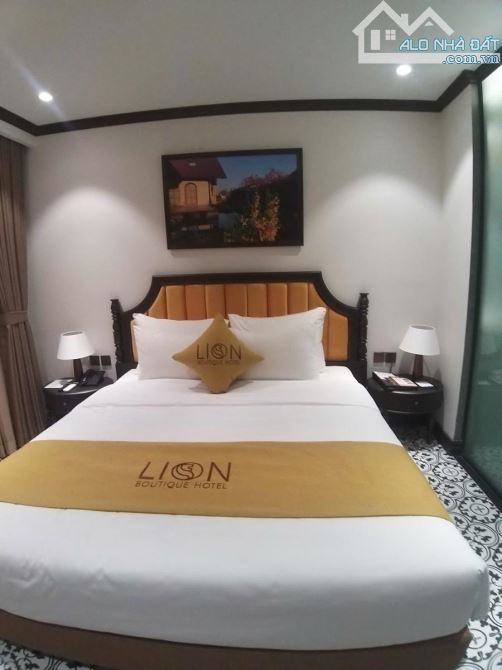 HOÀN KIẾM-TÒA KHÁCH SẠN MP ĐẲNG CẤP 212M- 8 TẦNG – 40 PHÒNG – 2 MẶT PHỐ GÓC VIP-180 TỶ