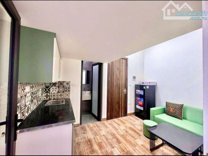 CĂN HỘ DÒNG TIỀN PHỐ MINH KHAI NGÕ Ô TÔ SÁT NHÀ 74 M2 X 5 TẦNG GIÁ 14,4 TỶ