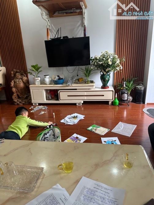 Bán chung cư N02 số 84 Chùa Láng diện tích 98m 2 ngủ 2 vệ sinh sát ĐH Ngoại Thương