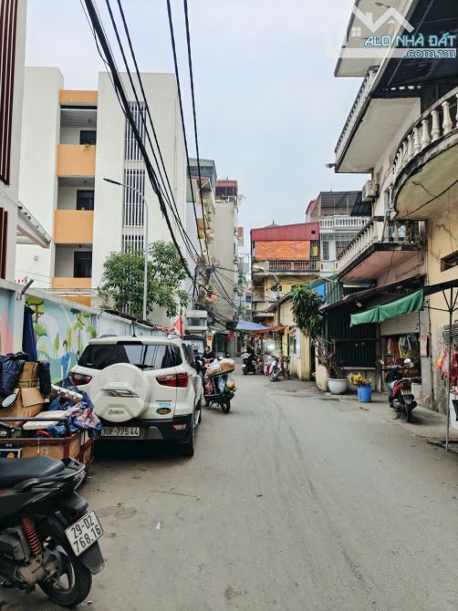 195 tr/m2, sổ 160m2 x mtiền 8m, oto vào nhà, sau ngắm Hồ mát mẻ, 88 Giáp Nhị. Giá 31.5 tỷ