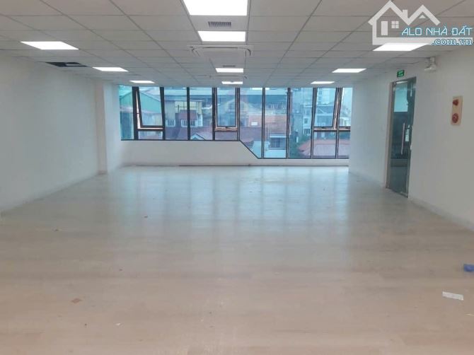 Bán Tòa Building Cầu Giấy - 10 Tầng Thang Máy - Oto - 150m2 - Giá 6x Tỷ