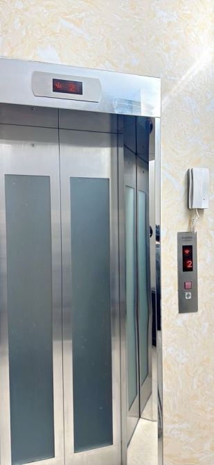 BÁN NHÀ VĂN CAO BA ĐINH DT60M NHỈNH 13TỶ THANG MÁY 50M RA PHỐ KINH DOANH SÂM UẤT