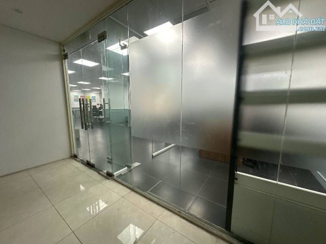 2100m2 -sàn thương mại phố Phạm Ngọc Thạch-Đống Đa-Giá 230 tỷ TL