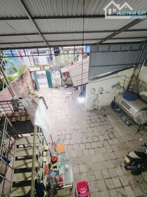 195 tr/m2, sổ 160m2 x mtiền 8m, oto vào nhà, sau ngắm Hồ mát mẻ, 88 Giáp Nhị. Giá 31.5 tỷ