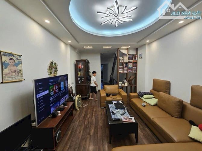 Nhà Đẹp! Hơn 15 tỷ - Bán Nhà Nguyễn Văn Trỗi – Thanh Xuân – 85x5T – 2 Mặt Ngõ – Ô Tô- KD