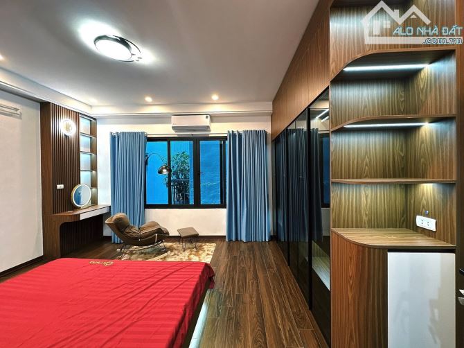 Trung Phụng nhà đẹp 6 tầng thang máy 50m ra Phố, sổ 39m2, nội thất comple. Giá 9.65 tỷ