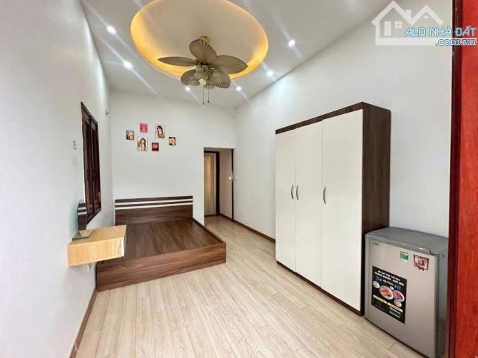 HIẾM!! QUỲNH LÔI HAI BÀ TRƯNG– 50M RA PHỐ – NGÕ TO SẠCH – GIÁ: 5.9 TỶ