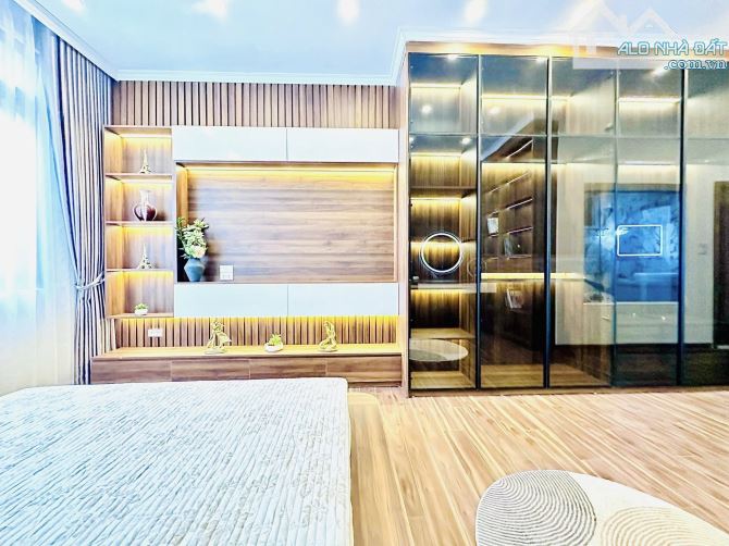 NGỌC KHÁNH – 52/55M² – 6 TẦNG – MT 4.6M – 18 TỶ – THANG MÁY – NGÕ THÔNG – VIEW LOTTE