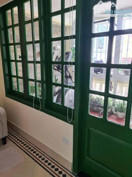 Tọa lạc ngay phố Hàng Lược – trái tim Phố Cổ Hoàn Kiếm, giá trị vị trí độc bản, tích lũy b