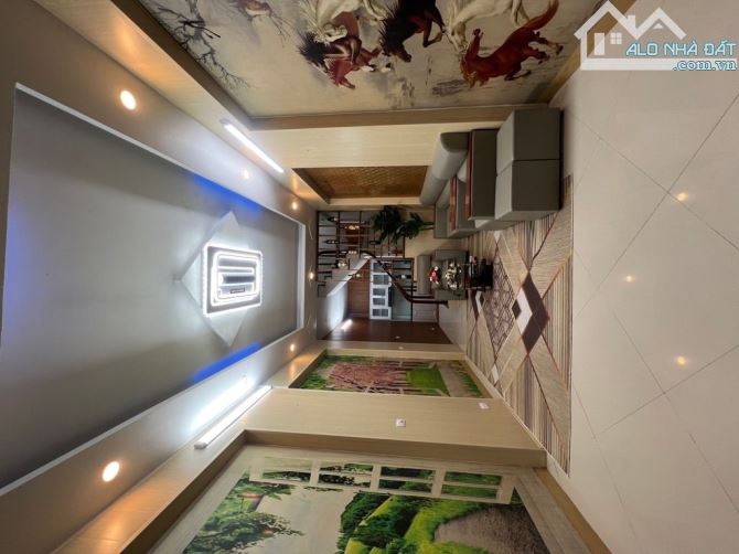 Ô TÔ ĐỖ CỬA - FULL CÔNG NĂNG - NHIỀU TIỆN ÍCH - TẦM TIỀN BAY NHANH