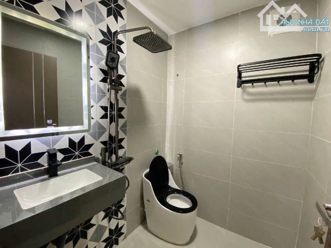 HÀNG HIẾM - KHƯƠNG TRUNG- NGÃ TƯ SỞ - 50M 2 TẦNG - 5 TỶ 9 - 2