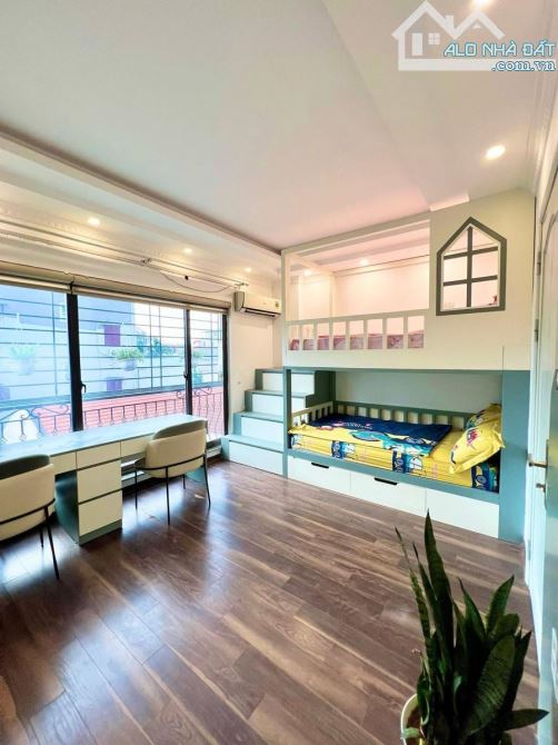 Nhà đẹp! 16.5 tỷ – Bán Nhà Nguyễn Ngọc Nại – Thanh Xuân – 50m2x6 Tầng – Thang Máy – Ô Tô