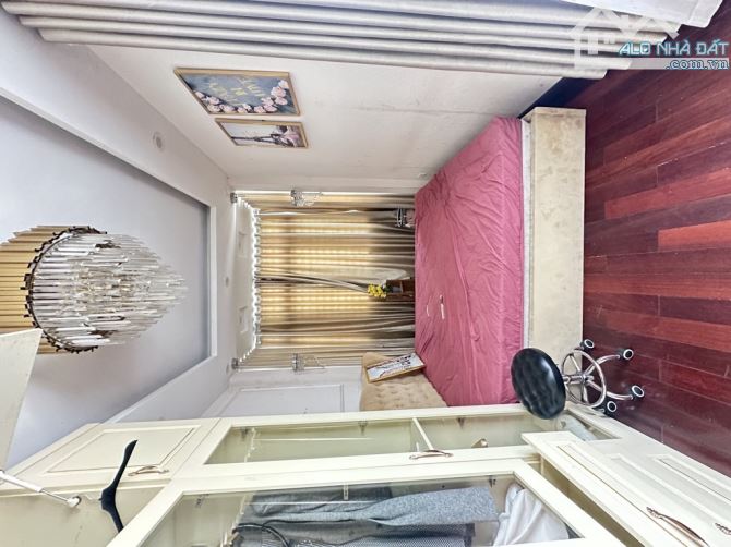 Cần bán gấp Mặt phố Minh khai-Hai Bà Trưng-23m2/5 tầng-Giá 12 tỷ