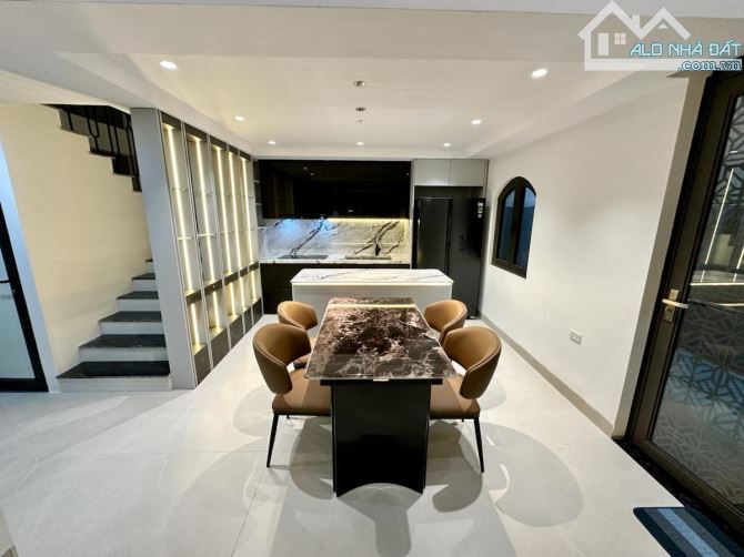 BÁN NHÀ PHÚ THƯỢNG, TÂY HỒ - 50M2 -6TẦNG THANG MÁY - 2 MẶT THOÁNG -GẦN PHỐ- GIÁ 12 TỶ HƠN