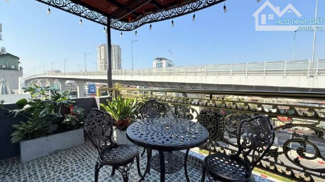 MP QUẬN HAI BÀ TRƯNG DT 100M VỈA HÈ KINH DOANH ĐA DẠNG