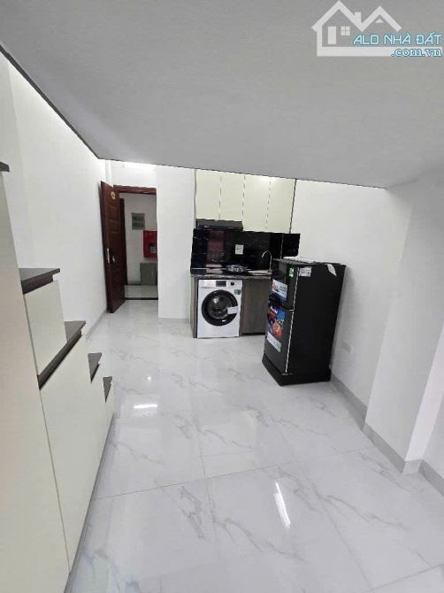 Hào Nam - 18 phòng khép kín - Dòng tiền 1,4 tỷ/năm - Mặt ngõ thông - Ba gác phi