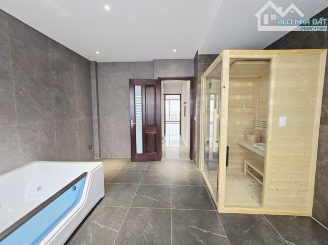 Bán nhà Hoàng Quốc việt, Cầu Giấy, 6 tầng thang máy, ô tô đỗ, kinh doanh, 50 m², 21 tỷ