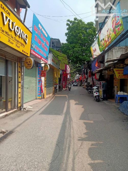 NGÕ THÔNG – LÔ GÓC - TRUNG TÂM VĨNH HƯNG – Ô TÔ ĐỖ CỬA