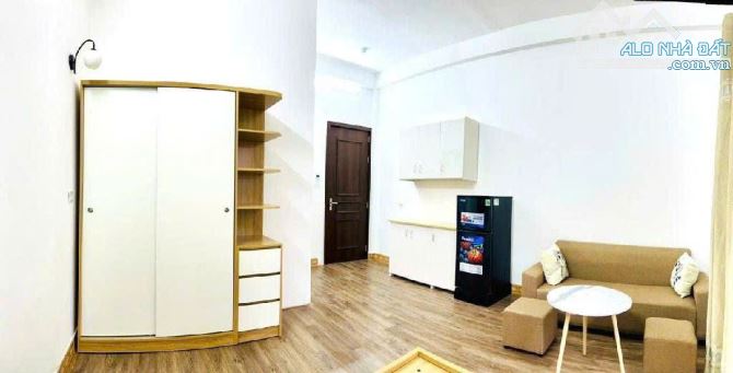 Láng - 7 phòng khép kín - Dòng tiền 40tr/th - Mặt ngõ thông - Trước nhà rộng 2m