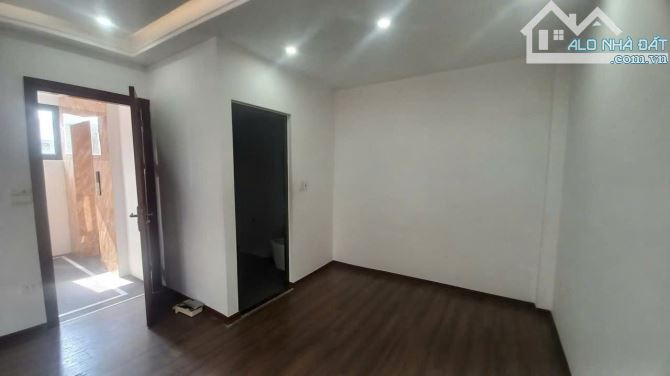 MẶT PHỐ HOÀNG MAI – LÔ GÓC – KINH DOANH ĐỈNH – GẦN TRUNG TÂM – THANG MÁY – KINH DOANH ĐỈNH