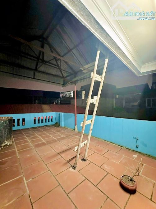 Lê Thanh Nghị, 30m ra oto, nhà dân xây cho thuê tốt, 35m2 x mtiền 3.7m. Giá 9.8 tỷ